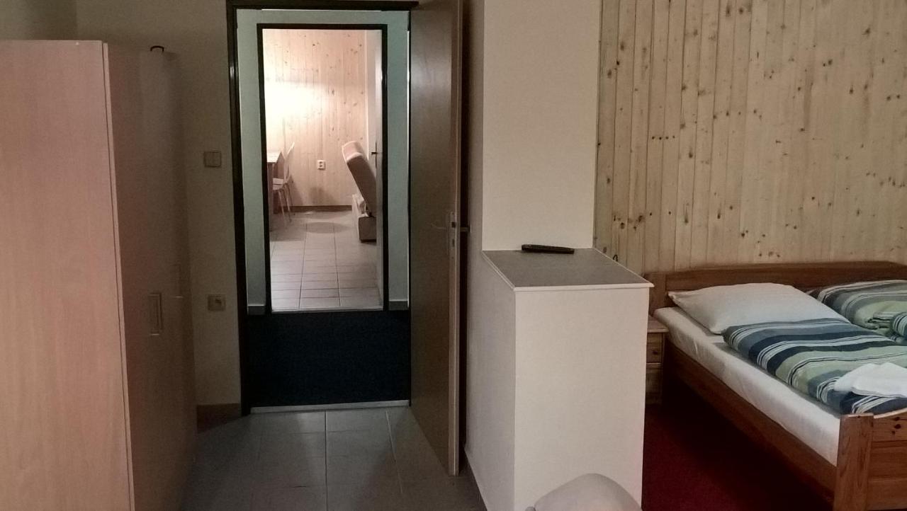 Studia Pod Lysou Apartment Rokytnice nad Jizerou Ngoại thất bức ảnh
